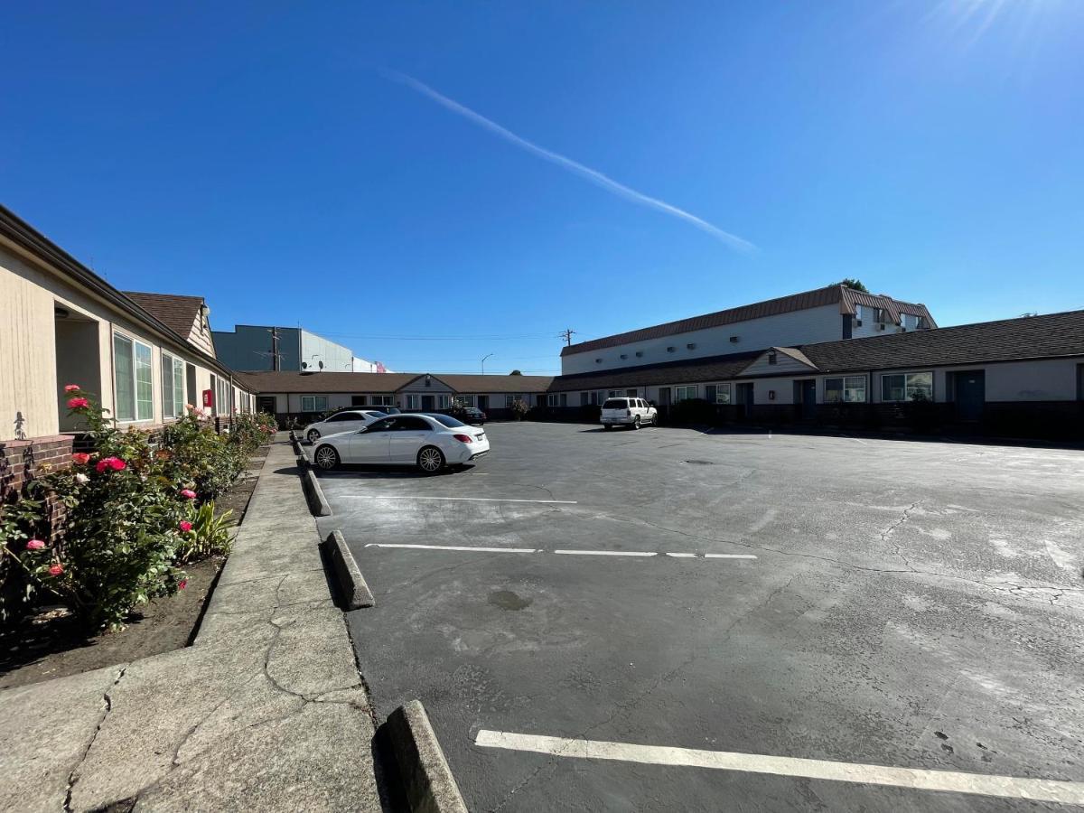 Holiday Motel ポートランド エクステリア 写真